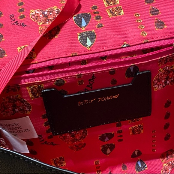 Betsey Johnson Black and Beige Bow Crossbody Purse - Picture 9 of 9